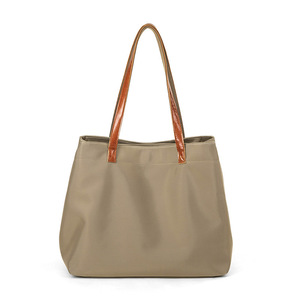 Nouveau Sac Fourre-tout Décontracté, Sac à Bandoulière Grande Capacité, Sac à Main en Tissu Oxford et Nylon, Vente en Gros Usine, Grand Sac Vintage pour Femme - Product Image 4