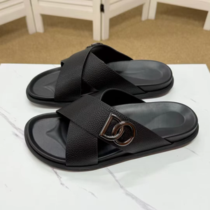 Top Luxury Designer Sneakers Trendy Men Woman Slides Slippers Flat Sandal Non-Slip <b>Beach</b> slippers Outdoor Sandals Casual <b>Shoes</b> - Product Image 5