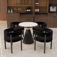 Chaise de salle à manger moderne Chaise de table à manger domestique simple Table et chaises italiennes de luxe légères