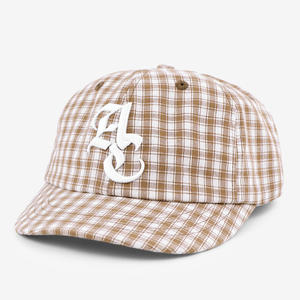 Casquette décontractée légère de style japonais à carreaux 100% coton non structurée à profil bas et visière courte en bec de canard - Product Image 1