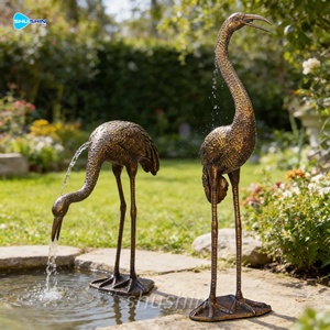 <span class=keywords><strong>Fontaine</strong></span> d'<span class=keywords><strong>eau</strong></span> en bronze en forme de grue avec design animalier moderne, en métal moulé, pour l'art et la collection de jardins extérieurs - Product Image 3
