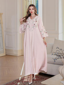 2025eid Borduurwerk Lange Jurken Iraq Saudi Jurken Vrouwen Moslim Moslim Jurk Voor Vrouwen - Product Image 3