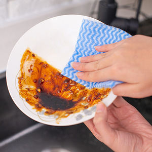 Serviettes <span class=keywords><strong>de</strong></span> cuisine jetables Non tissées Spunlace, point <span class=keywords><strong>de</strong></span> rupture, chiffon <span class=keywords><strong>de</strong></span> nettoyage, lingettes sèches et humides <span class=keywords><strong>en</strong></span> rouleau - Product Image 2
