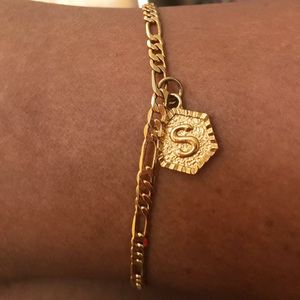 Regali di moda lettere A-Z Charm in acciaio inox placcato <span class=keywords><strong>oro</strong></span> 18k <span class=keywords><strong>cavigliera</strong></span> iniziale braccialetti alla caviglia per le donne - Product Image 4
