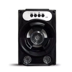 B16 baile cuadrado <span class=keywords><strong>de</strong></span> alta calidad <span class=keywords><strong>de</strong></span> <span class=keywords><strong>sonido</strong></span> <span class=keywords><strong>de</strong></span> la <span class=keywords><strong>tarjeta</strong></span> del TF y <span class=keywords><strong>USB</strong></span> al aire libre <span class=keywords><strong>de</strong></span> mano portátil Bluetooth altavoz - Product Image 3