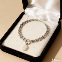Collier statement en acier inoxydable massif avec plaqué or 18 carats, chaîne à maillons imitation perle, pendentif