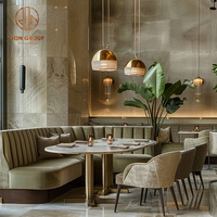 Table et banquette incurvées pour restaurant, café, salon de thé – Ensemble mobilier avec chaises et canapé banquette
