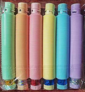 2.9 Işıklı Plastik Çekme Tüpü Oyuncak Çocuklar için Stres Giderici Oyuncak Gerilebilir, Birleştirilebilir, Sıkılabilir Oyuncak Stres Giderici Oyuncak - Product Image 5