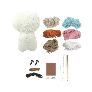 Nuevo DIY <span class=keywords><strong>Amigurumi</strong></span> Bear juguetes de peluche creativos tela punzón aguja Kit hecho a mano Crochet Mini oso muñeca Crochet Kit para <span class=keywords><strong>principiantes</strong></span> - Product Image 4