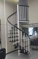 Escalier en colimaçon sur mesure avec marches en bois, gain de place, robuste, pour grenier et villa intérieurs