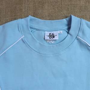 เสื้อยืดโอเวอร์ไซส์ผู้ชาย ผ้าฝ้าย 100% คุณภาพสูง สไตล์วินเทจ แบรนด์ดัง ขายส่ง MOQ ต่ำ รับปักโลโก้ตามสั่ง - Product Image 2