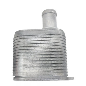 หม้อน้ำ 5989070102 สำหรับ BMW ซีรีส์ 1 E87 ซีรีส์ 3 E46 E90 ซีรีส์ 5 E39 E60 อะไหล่ทดแทนแบบระบายความร้อนด้วยน้ำ - Product Image 1