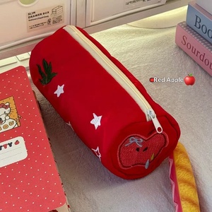 Trousse à crayons souple Fufu BD201, style carnet rouge, pomme verte haut de gamme, pour papeterie, rangement étudiant et trousse de maquillage, modèle basique - Product Image 2