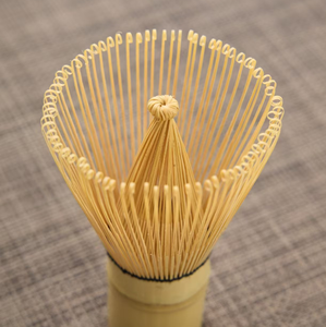 Frusta per Matcha a Centoventi Punte, Chasen in Bambù Artigianale con Setole Super Dense per Cerimonie del Tè di Alta Qualità - Product Image 4