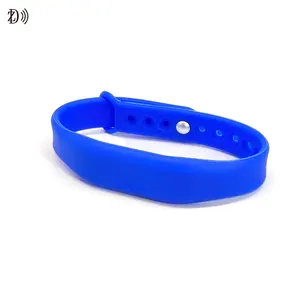 Newest Adjustable NFC Bracelet Customized Logo Printing Payment Soft Wristbands RFID Silicone Bracelets