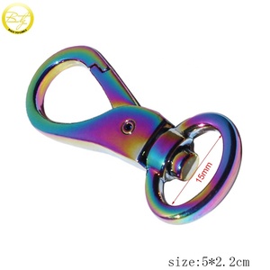 Piccolo accessorio per bagaglio di sicurezza con gancio in metallo elastico e clip a scatto a molla fermaglio in metallo arcobaleno lega resistente per borse cordini - Product Image 2