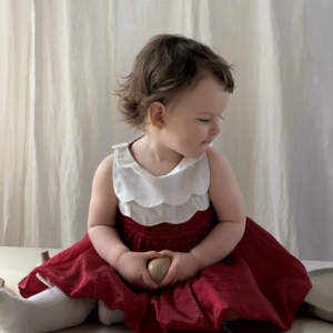 Abito da festa rosso per bambina HamiPuff, abito senza maniche con colletto bianco a conchiglia. - Product Image 2