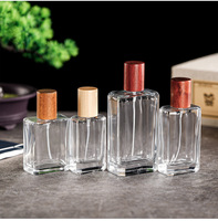 Flacon de parfum carré en verre vide 50 ml avec pulvérisateur et diffuseur à bâtonnets
