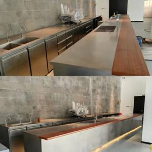 โต๊ะทำงานสแตนเลสทนทาน ดีไซน์แบบอเมริกัน สำหรับร้านกาแฟ ร้านอาหาร - Product Image 3