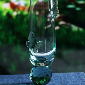 Flûte à <span class=keywords><strong>champagne</strong></span> <span class=keywords><strong>en</strong></span> <span class=keywords><strong>verre</strong></span> personnalisée, esthétique et créative, avec dégradé vert, motif papillon, pour fête et mariage, ornée de diamants - Product Image 4