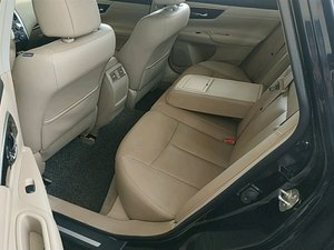 ขายส่งรถยนต์นิสสัน เทียน่า ปี 2011 พวงมาลัยซ้าย ล้อแม็ก R16 คุณภาพสูง เครื่องยนต์เบนซิน เกียร์อัตโนมัติ รถเก๋ง<span class=keywords><strong>มือ</strong></span><span class=keywords><strong>สอง</strong></span> - Product Image 2