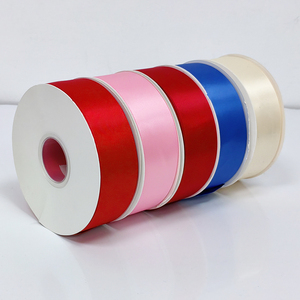 شريط ساتان أحمر من البوليستر للزينة، 1.5 بوصة، 100 ياردة، 4 سم، بالجملة - Product Image 6