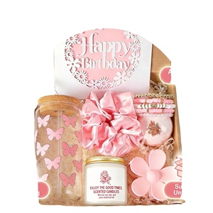 Coffret cadeau spa en verre rose avec bougie parfumée pour filles, coffret de soins personnels, cadeaux d'anniversaire pour elle - Product Image 3