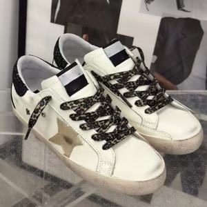 Baskets blanches tendance pour hommes, style identique aux créateurs de mode, confortables, respirantes et légères pour la marche décontractée - Product Image 4