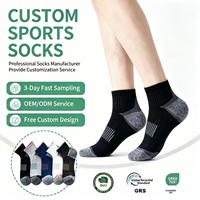 Chaussettes de sport de basketball pour hommes en coton tricoté épais et rembourré de qualité supérieure OEM