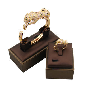 Commercio all'ingrosso delle donne del nuovo arrivo set di gioielli di moda della ragazza zircone cubico gioielli <span class=keywords><strong>argento</strong></span> oro <span class=keywords><strong>bracciale</strong></span> e anello - Product Image 1