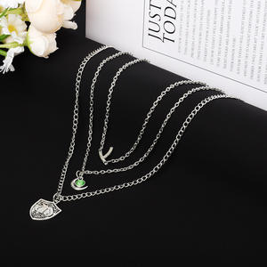 Nuevo collar de 3 capas <span class=keywords><strong>Seven</strong></span> Deadly Sins para mujer, collar de múltiples capas para clavícula, cadena para el cuello, collar de Esmeralda suspenso para crimen - Product Image 2