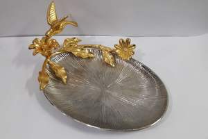 Plateau décoratif en métal d'approvisionnement direct d'usine avec une poignée latérale pour le plateau en métal de décoration de table de mariage - Product Image 2