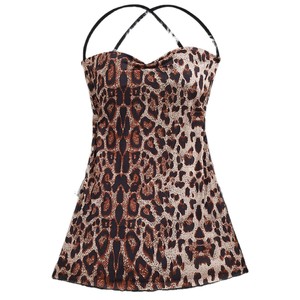 Chemises de nuit en polyester sans manches à imprimé léopard, design à bretelles croisées, jupe ultra-courte à fente latérale, vente en gros d'usine pour femmes - Product Image 5