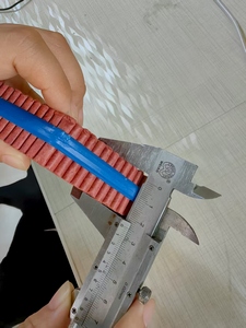 Pháo đỏ phù hợp với ống giấy cho Pháo Hoa nguyên liệu 817 miếng mỗi bánh - Product Image 4