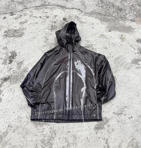 Giacca Antipioggia Idrocrômica Resistente all'Acqua, Attivata dal Calore, Termosensibile, Cambia Colore, Softshell Personalizzabile per Escursionismo e Antivento - Product Image 4