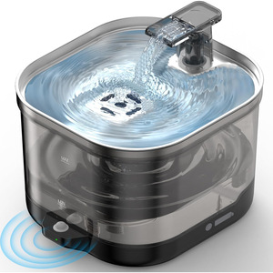 Bebedero Automático Inalámbrico para Gatos, Dispensador de Agua para Mascotas, Modelo de Carga Inteligente Negro Translúcido para Perros y Gatos - Product Image 1