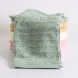 Serviette pour bébé en fibre de bambou, 34x34 cm, carrée, absorbante, pour enfants et nourrissons - Product Image 1