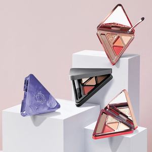 Boîtier de fard à joues crème avec miroir, étui à fard à paupières triangulaire 3 compartiments avec emplacement pour pinceau - Product Image 1