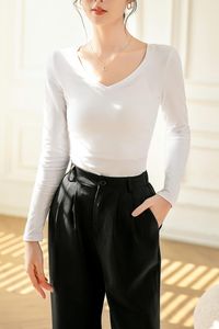 Garantía de calidad Venta al por mayor Camiseta de manga larga para mujer Moda <span class=keywords><strong>Gular</strong></span> con cuello en V y mangas largas - Product Image 2