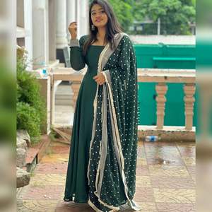 Material de Seda Chinon con Bordado Pesado, Trabajo de Lentejuelas de 5 mm en las Mangas, Producto de Alta Calidad para Mujeres y Niñas - Product Image 1