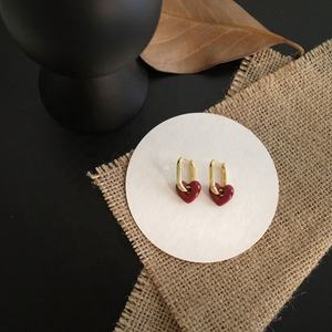 Nueva Colección 2025, Aretes Geométricos Rojos Estilo Retro de Hong Kong, Circonita, Plata Tibetana, Chapado en Oro, Aretes Modernos de Alta Gama para Mujer - Product Image 5