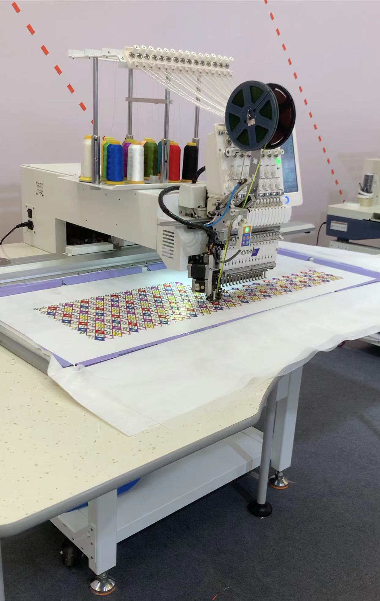 single head special embroidery machine