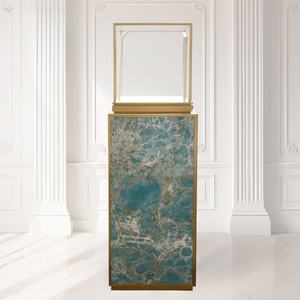 <span class=keywords><strong>Armoire</strong></span> à bijoux de luxe sur pied en acier inoxydable doré brossé avec base décorée de marbre vert - Product Image 1