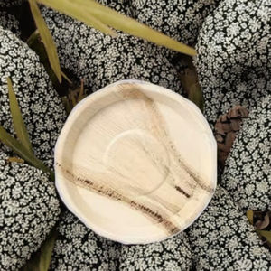 Assiettes jetables en feuille de palmier Areca bio, 6 pouces (25 cm), grandes, plates, carrées, ovales, en forme de cœur, résistantes au congélateur, pour fêtes modernes et luxueuses - Product Image 3