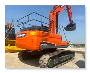 Pronto per la spedizione Doosan DX300 escavatore 30 ton Doosan 300 DX300LC-3 DX300LCA utilizzato grandi macchine minerarie da costruzione