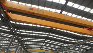 Pont roulant à double poutre de style européen, robuste, 10, 20, 50, 30, 40 tonnes, composants principaux : moteur, pompe, PLC, engrenages - Product Image 4