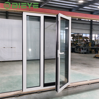 Porte à battant en aluminium à rupture de pont thermique, double vitrage, isolation phonique, anti-bruit de circulation extérieure pour appartement urbain