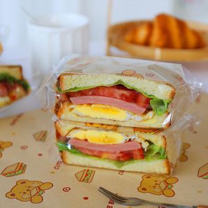 Papier d'emballage pour hamburgers résistant à la graisse avec logo personnalisé de qualité alimentaire, feuilles d'emballage pour gâteaux avec matériaux recyclés et revêtement PE - Product Image 2