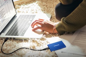 ฮาร์ดดิสก์ภายนอกแบบพกพา USB 3.0 SSD T7 ความจุ 500GB 1TB 2TB สำหรับเดสก์ท็อป แล็ปท็อป พีซี T7 Ssd 1tb - Product Image 2