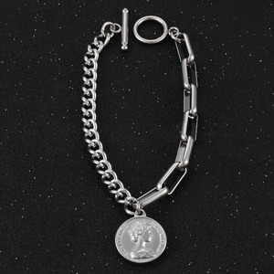 Bracelet en acier inoxydable avec pendentif pièce commémorative ronde tête de reine, bijoux pour hommes et femmes - Product Image 4